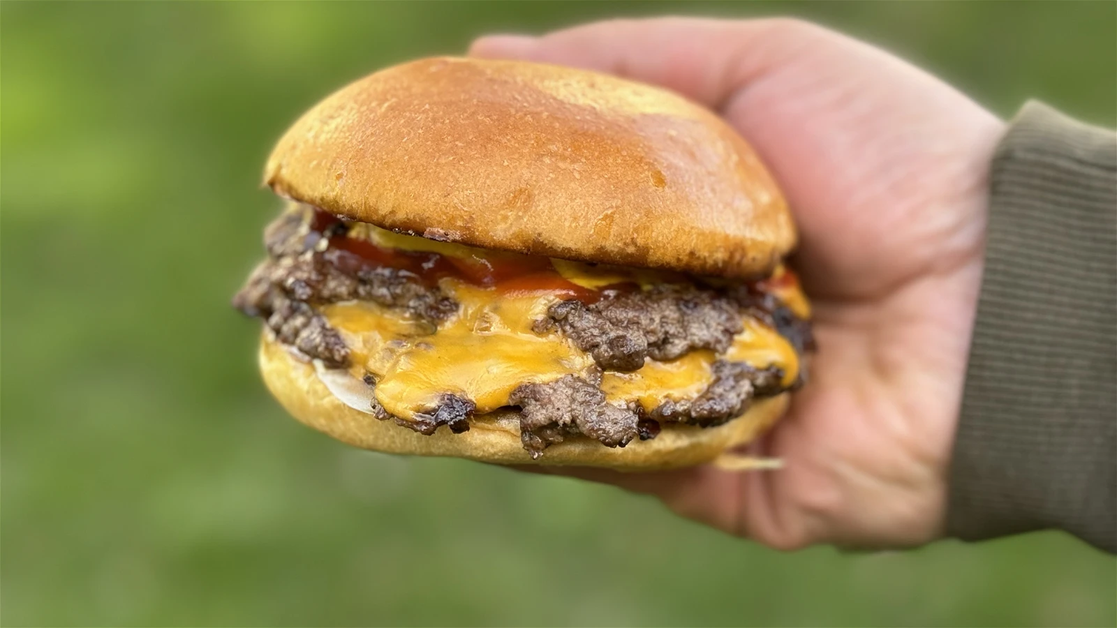 The Definitive Guide to Perfect Grilled Smash Burgers for Camping